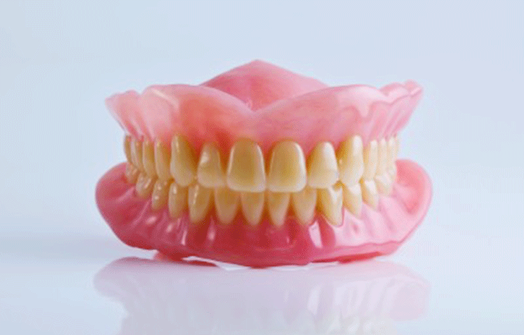 保険適用の入れ歯の特徴