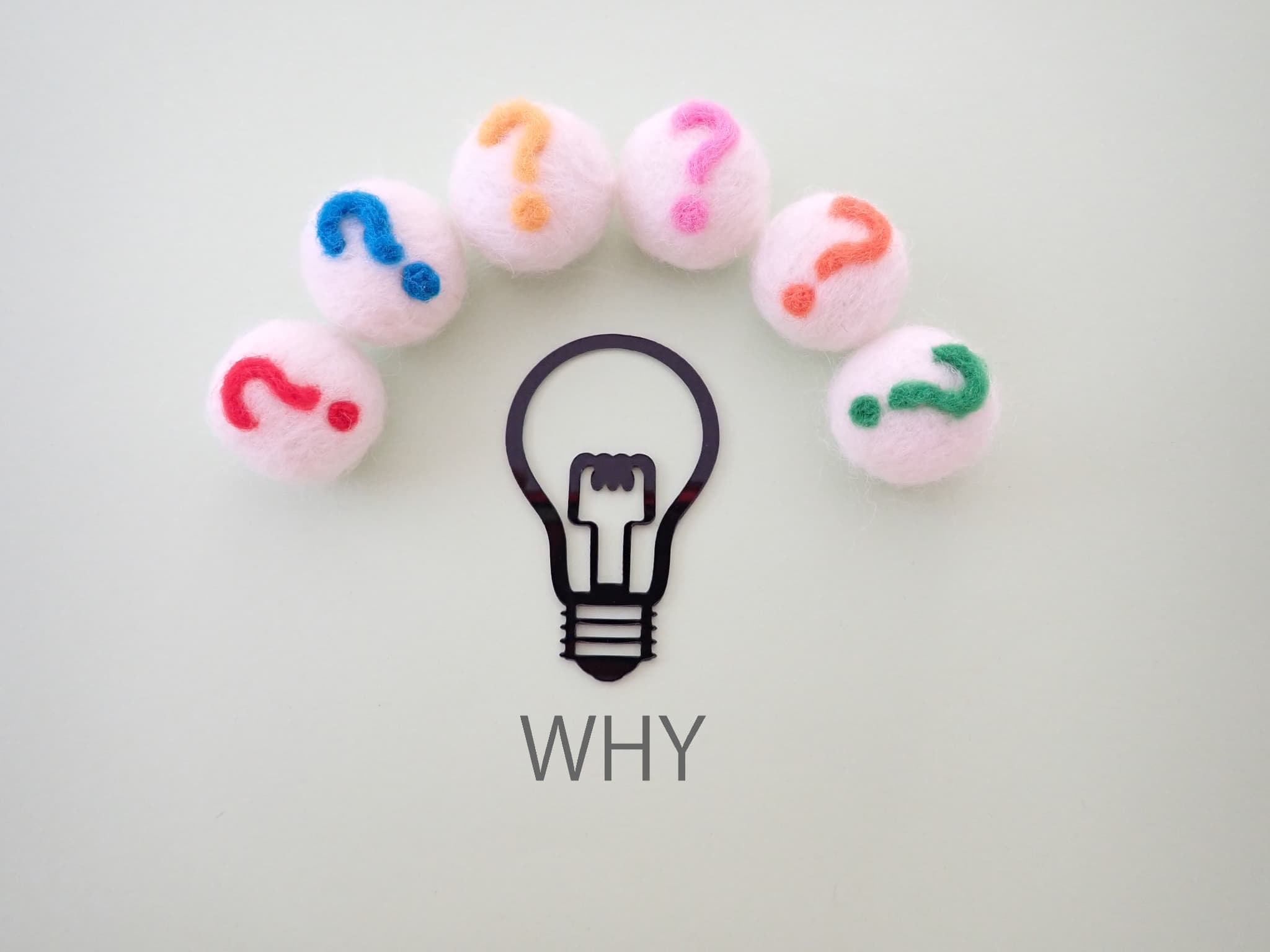 小児矯正で痛みが出るのはどうしてなのか考えるイメージ