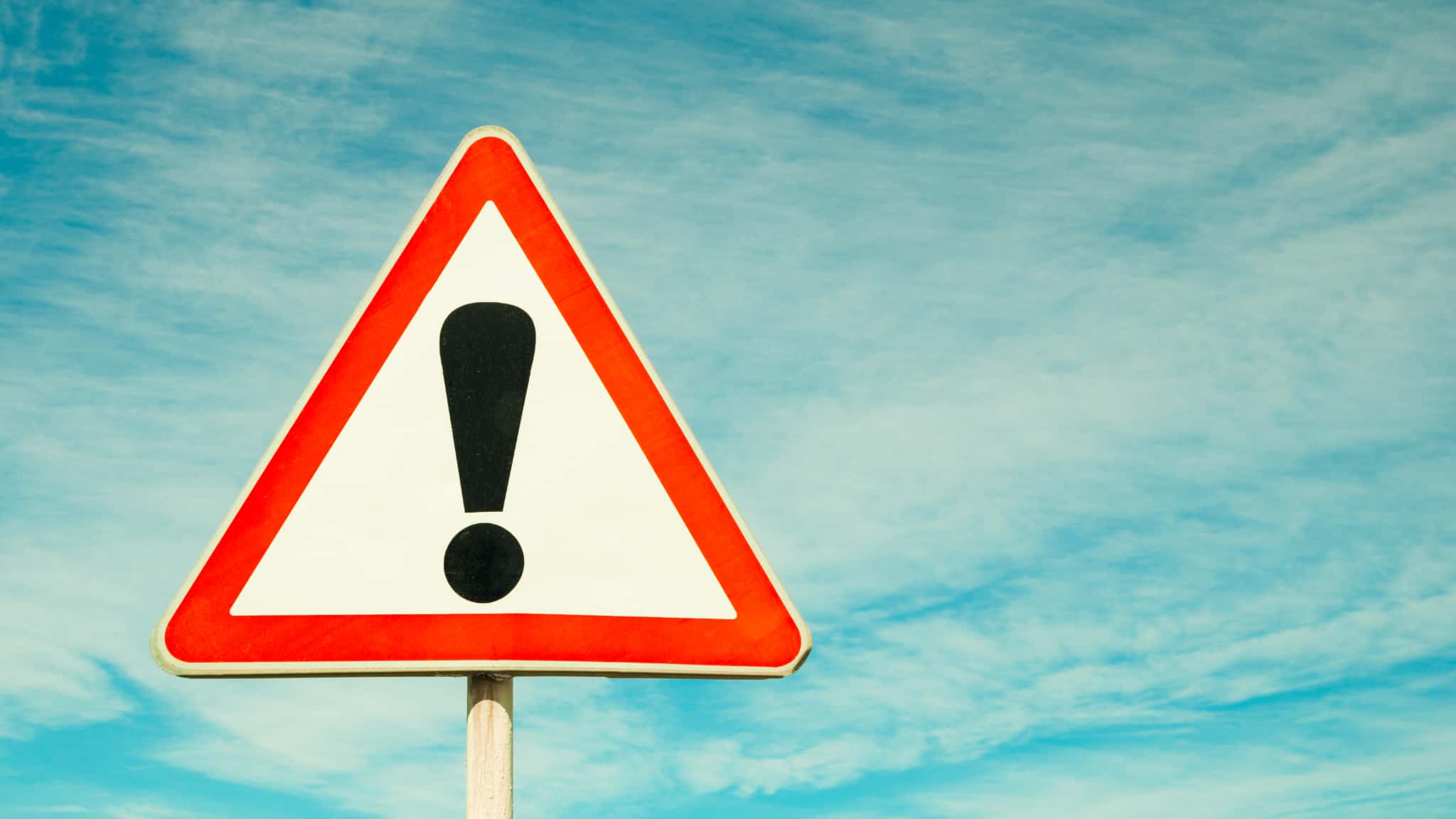 オフィスホワイトニングを受けるときの注意点について説明するイメージ